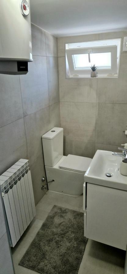 Hotel Sobe Majetic Bizovac Zewnętrze zdjęcie
